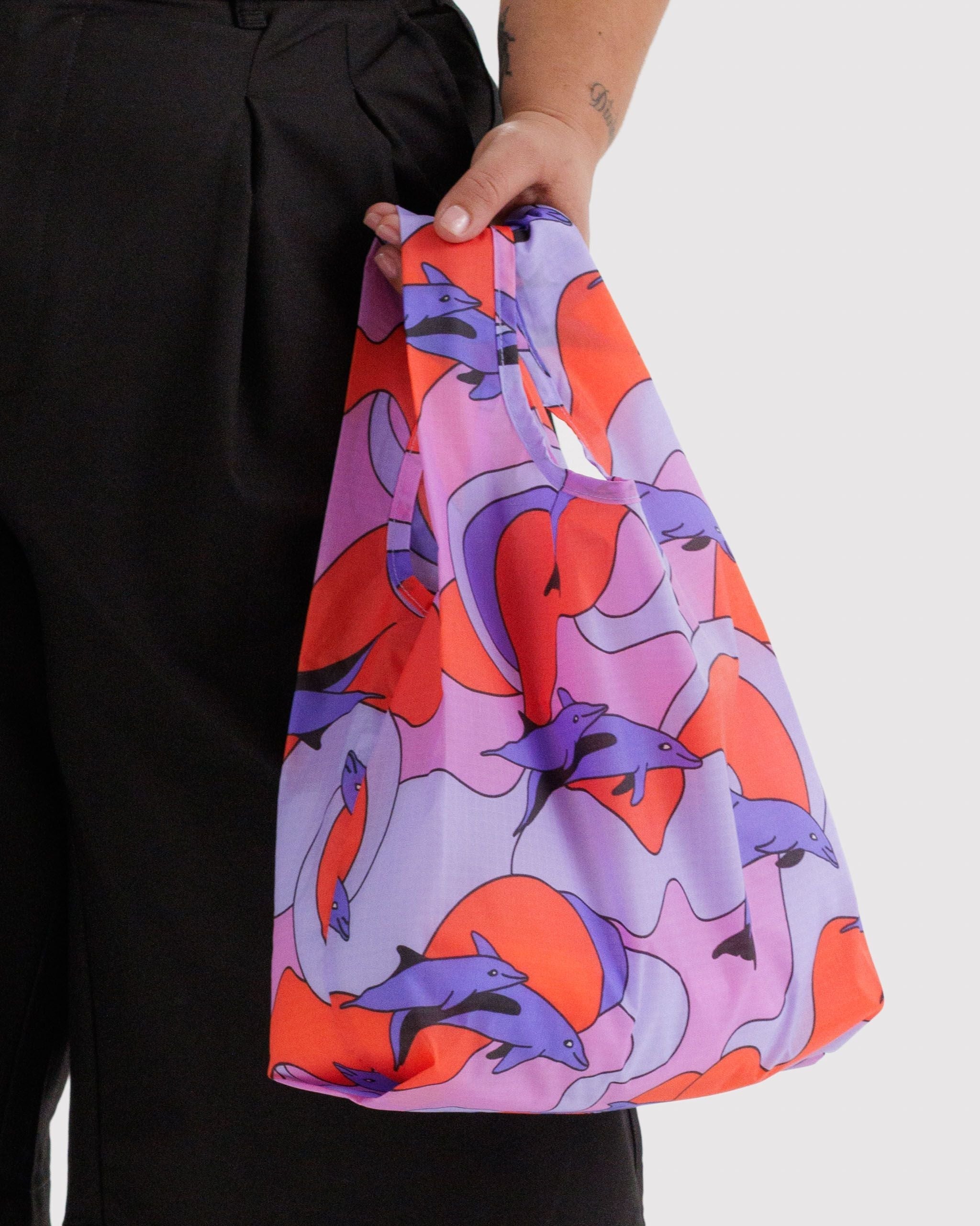 Baby Baggu - Dolphins - On The Go